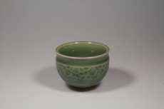 Product image for:Cup Celadon Longquan 3 rund/Lotus